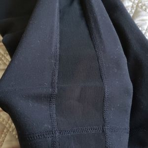 Zella Pants & Jumpsuits - 5/$25 EUC Zella Crop Leggings Zella Pants & Jumpsuits - 5/$25 EUC Zella Crop Leggings